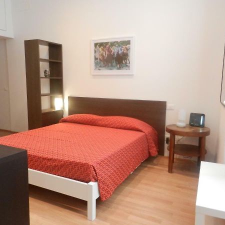 Central Guesthouse La Spezia Kültér fotó