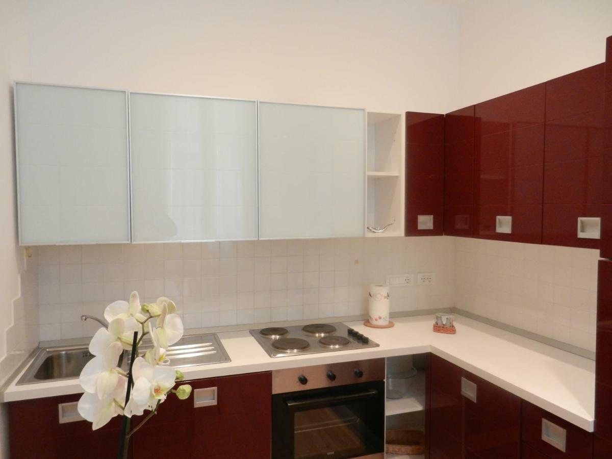 Central Guesthouse La Spezia Kültér fotó